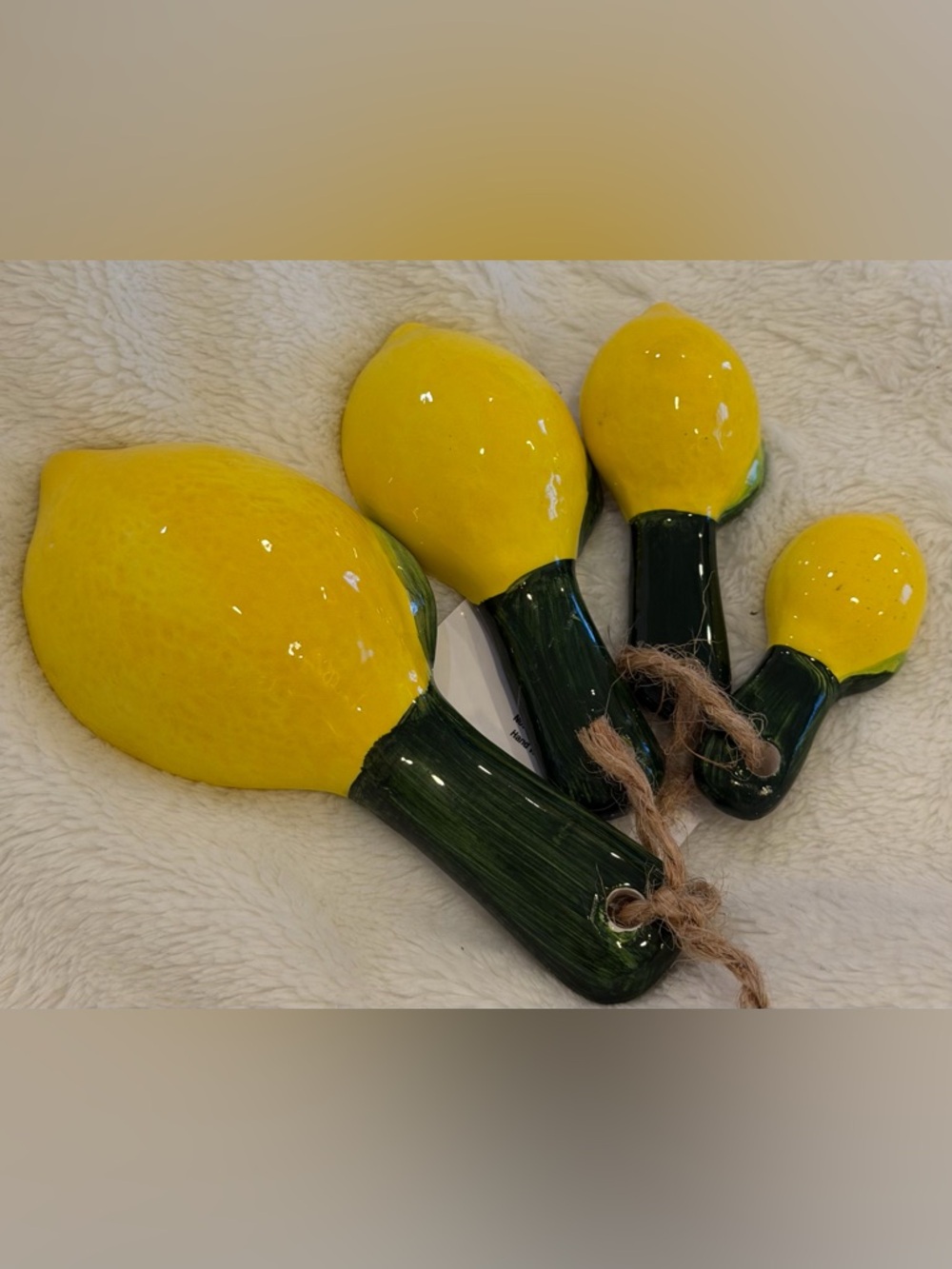 New Trendy Ceramic Lemon Measuring Spoons 4 pc set, great gifts for Any Occasion - Picture 2 of 4